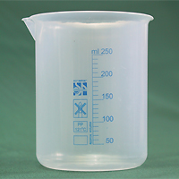 Стакан 250 мл, ПП, с носиком, с градуировкой, низкий, 58,5/52х70 мм, 1 шт./уп. Фото 2