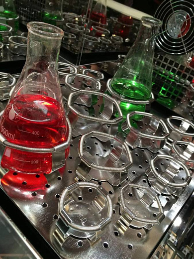 Шейкер-инкубатор, ZWYR-200D, перфорированная платформа настольного шейкера-инкубатора с зажимами (не идут в комплекте)